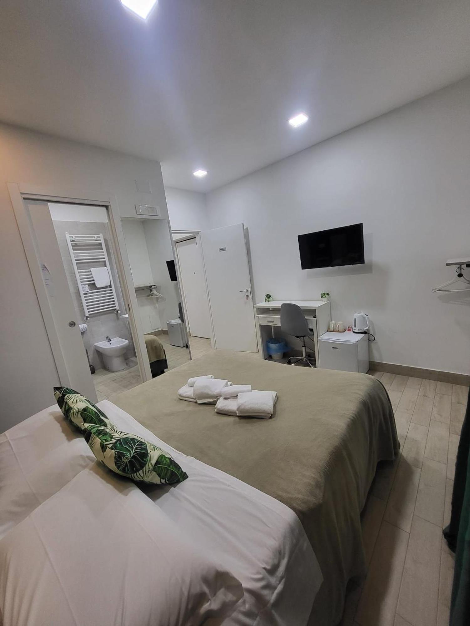 New Era Rooms Neapel Exterior foto